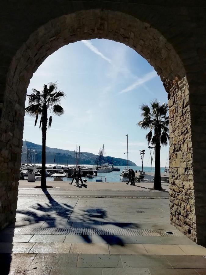 Happy Casa Oldtown Boutique Apartment Koper Exterior foto