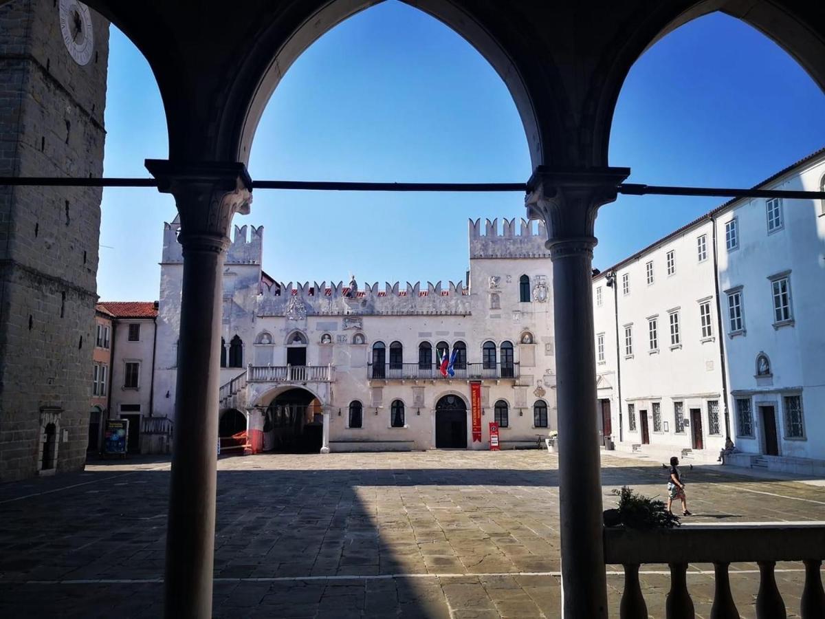 Happy Casa Oldtown Boutique Apartment Koper Exterior foto