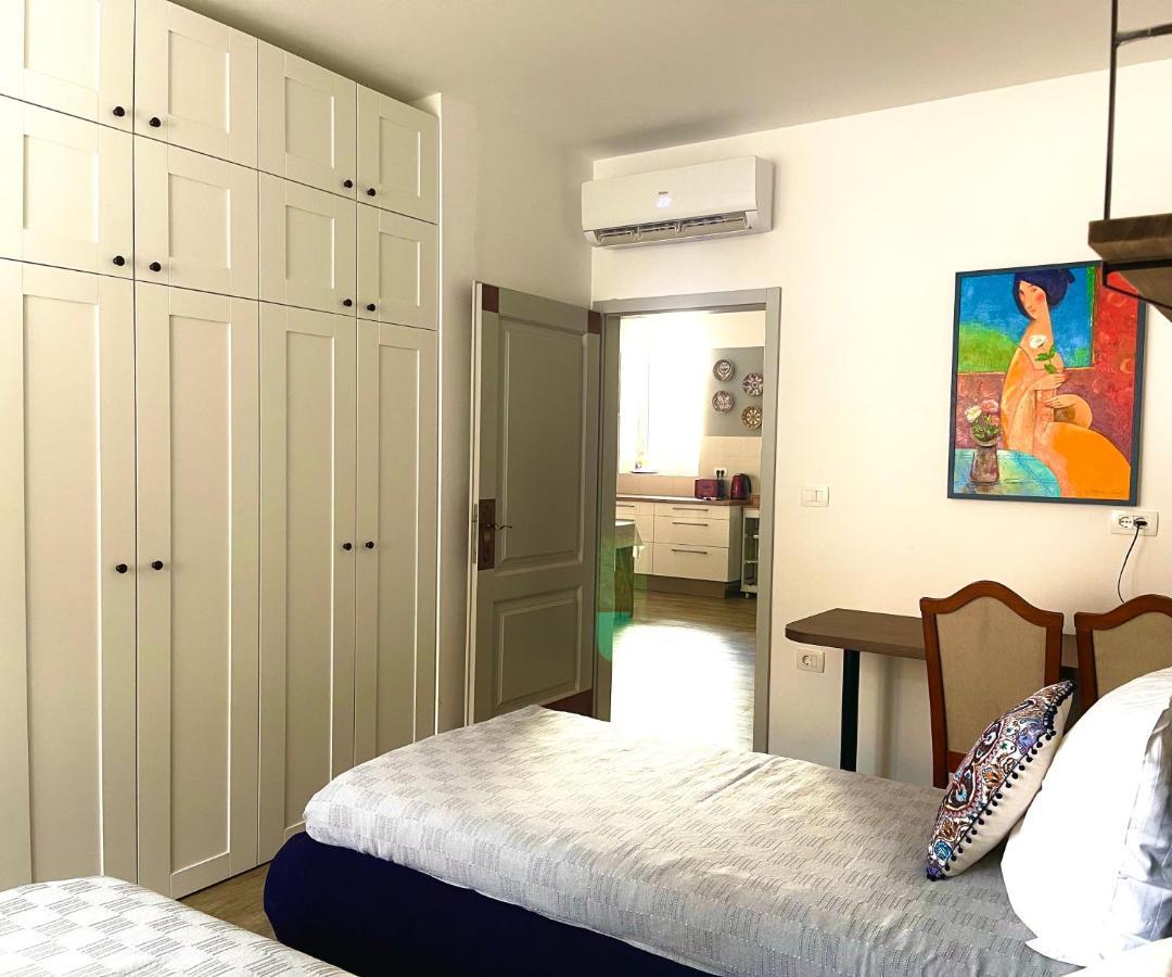 Happy Casa Oldtown Boutique Apartment Koper Exterior foto